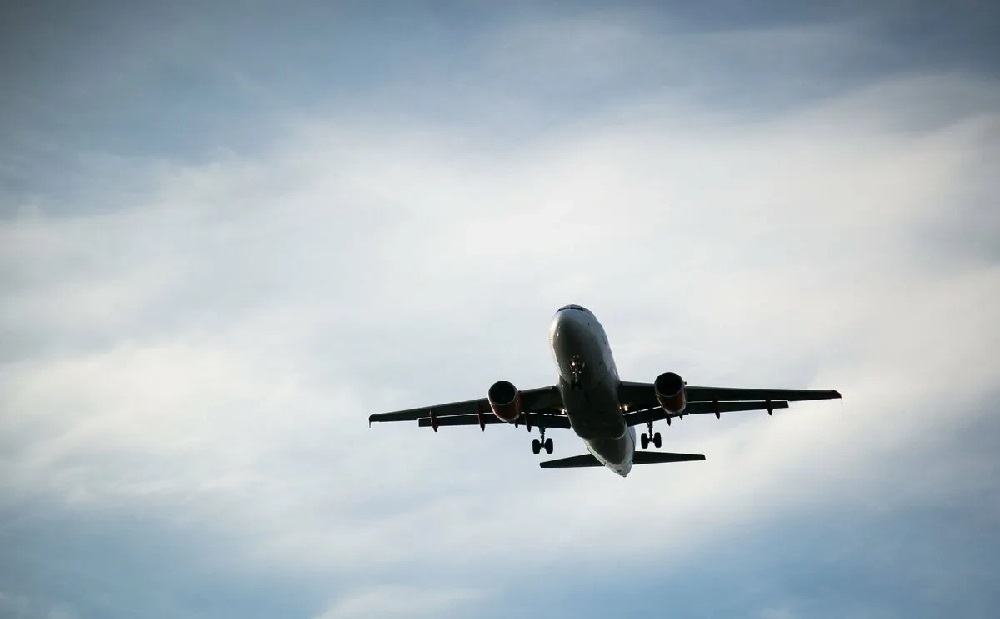 Евросоюз призвал авиакомпании избегать полетов над Москвой и Санкт-Петербургом